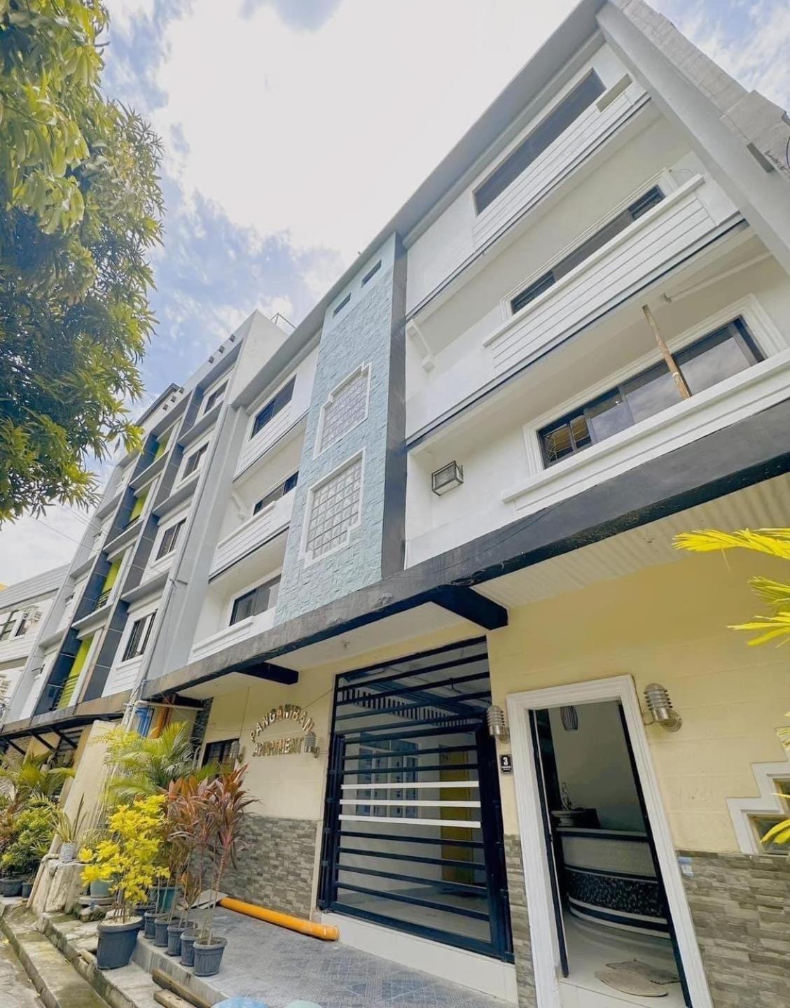 Staycation In Alabang Apartment Manila